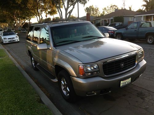 2000 cadillac escalade base sport utility 4-door 5.7l