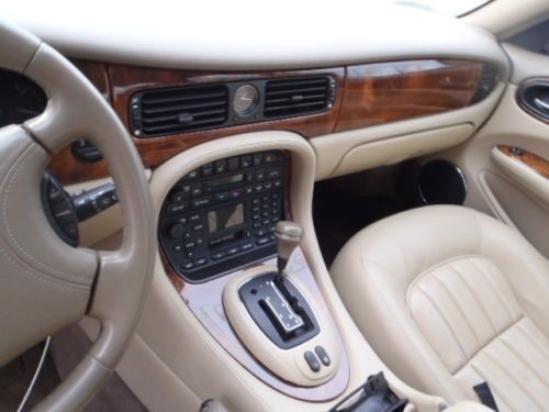 2000 jaguar xj8