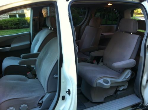 2005 Nissan Quest S Mini Passenger Van 4-Door 3.5L, image 5