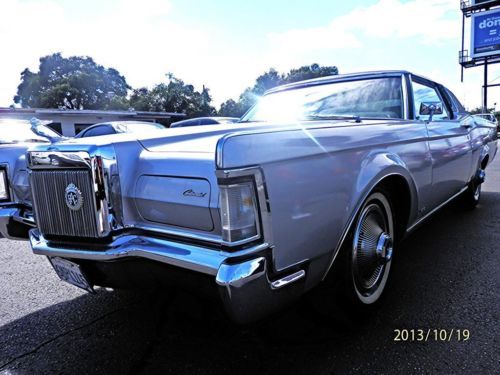 1969 lincoln markiii..rare find beautiful classic..excellent condition..no rust!