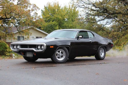 1972 plymouth roadrunner | black on black | 340 / auto | unrestored survivor car