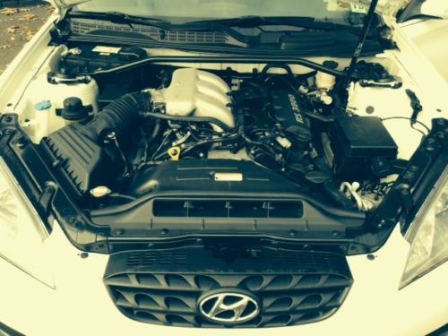 hyundai genesis coupe white 2010 rwd 3.8 Liter black leather interior with navi, US $19,889.00, image 6