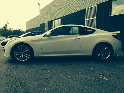 hyundai genesis coupe white 2010 rwd 3.8 Liter black leather interior with navi, US $19,889.00, image 10
