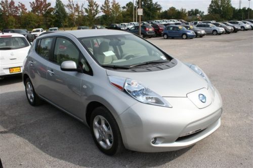 2011 leaf demo car 3300 miles never titled this is the first leaf we received