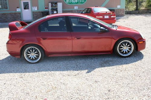 2004 dodge neon sxt sedan 4-door 2.0l