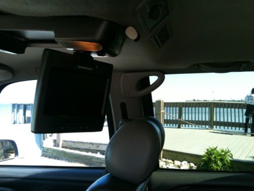 2000 GMC Yukon Denali SUV 4-Door 5.7L Leather seats Rear Entertainment System, image 3