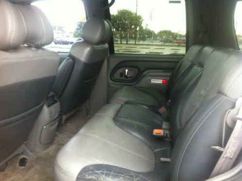 2000 GMC Yukon Denali SUV 4-Door 5.7L Leather seats Rear Entertainment System, image 6