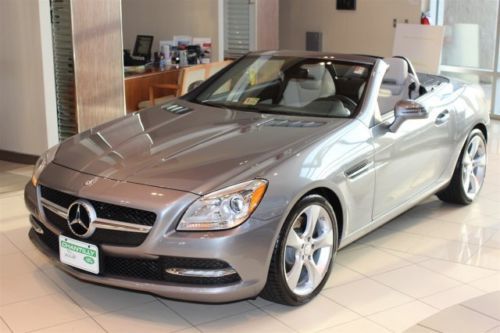 PREMIUM PKG REMOTE HARDTOP CONVERTIBLE HARMON KARDON NECK ARMERS AIRGUISE SIRIUS, US $44,995.00, image 40