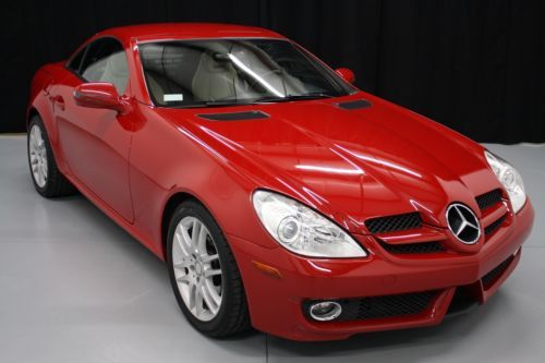 2009 mercedes-benz slk300---55k miles---showroom condition