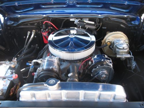 1957 Chevrolet 150 Deep blue 350 Muncie 4 speed leather disc brakes Vintage A/C, image 6
