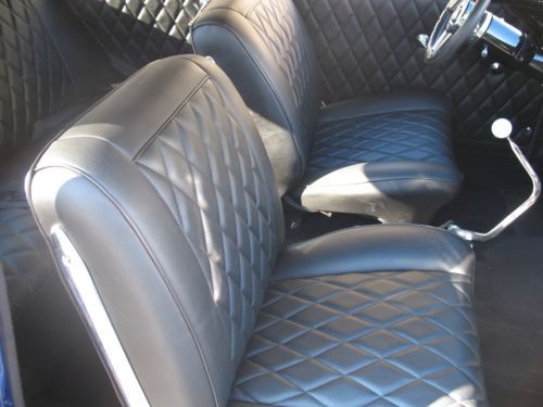 1957 Chevrolet 150 Deep blue 350 Muncie 4 speed leather disc brakes Vintage A/C, image 14