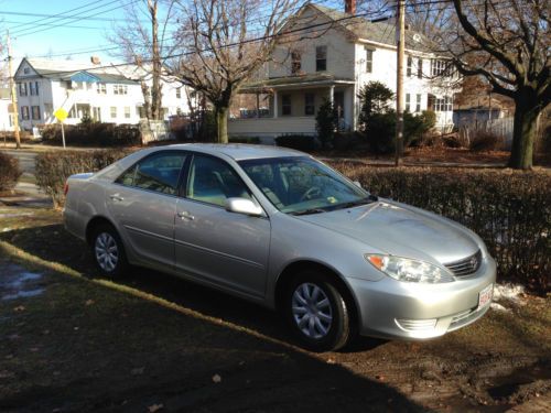 2006 toyota camry le sedan 4-door 2.4l