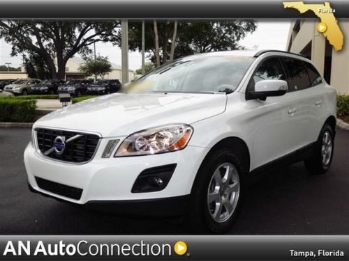 Volvo xc60 one owner clean carfax  sunroof &amp; leather