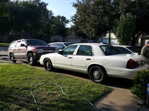 2008 ford crown victoria police interceptor v-8 4.6 engine 832-656-0372 mr garza