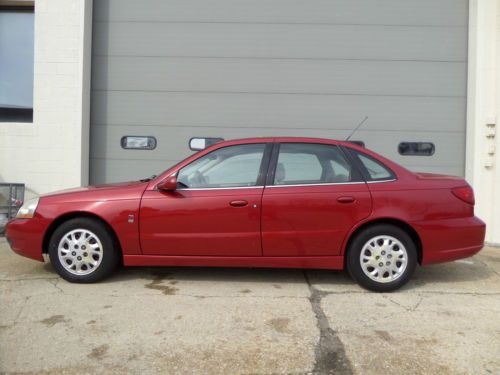 2003 saturn l200 ***super clean*** ***runs perfect*** ***no reserve***