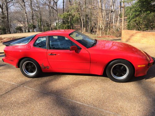 1985.5 Porsche 944 Red, Black Leather, 115,000 miles, Sunroof, Automatic, image 8
