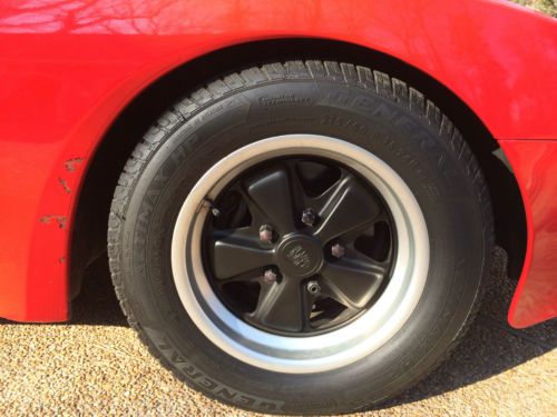 1985.5 Porsche 944 Red, Black Leather, 115,000 miles, Sunroof, Automatic, image 9
