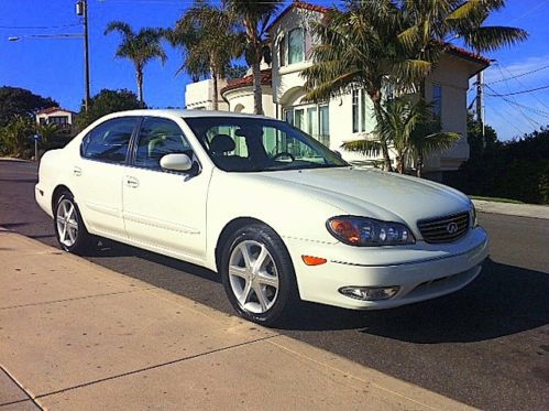 2002 infiniti i35 arctic frost metallic white sedan 4-door 3.5l