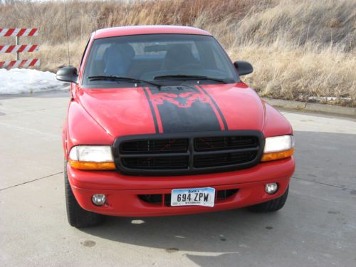 1999 dodge dakota r/t standard cab pickup 2-door 5.9l