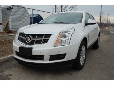 2011 cadillac srx awd luxury with dvd, nav under limited warranty