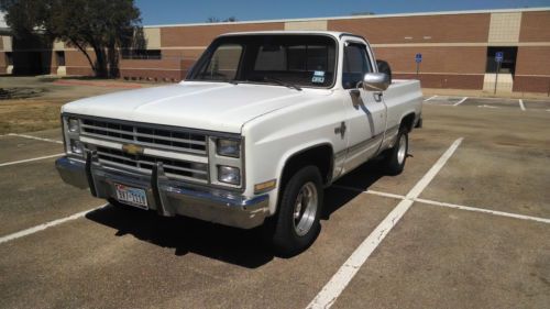 1985 chevy truck c10 1/2 ton short bed