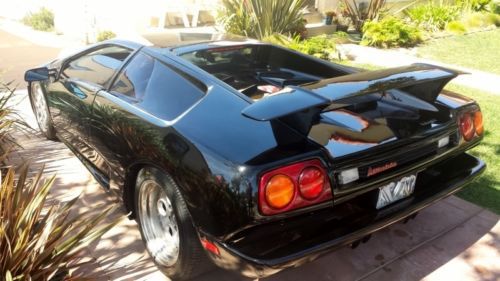 1992 lamborghini diablo - black on black
