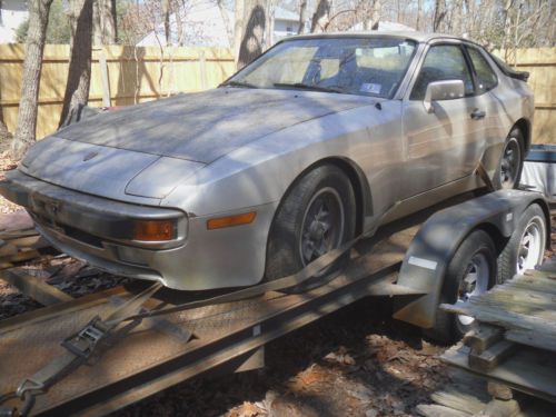 1983 porsche 944  coupe ,project or parts,not running