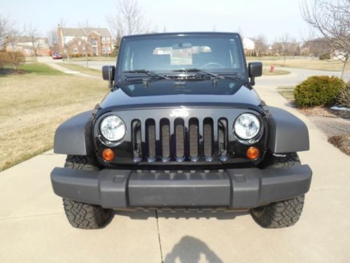**Mint Condition** Low Miles**2009 Jeep Wrangler X Sport Utility 2-Door 3.8L, US $20,500.00, image 4