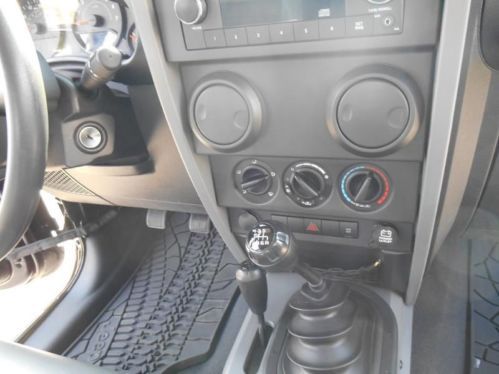 **Mint Condition** Low Miles**2009 Jeep Wrangler X Sport Utility 2-Door 3.8L, US $20,500.00, image 10