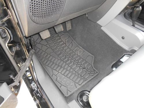 **Mint Condition** Low Miles**2009 Jeep Wrangler X Sport Utility 2-Door 3.8L, US $20,500.00, image 14