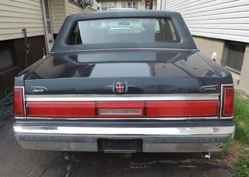1986 Lincoln Town Car Signature Sedan 4-Door 5.0L, US $3,200.00, image 12