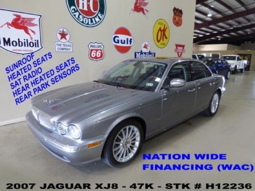 2007 xj8,sunroof,heated leather,park sensors,18in wheels,47k,we finance!!