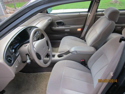 automatic 3.8 V 6 engine, power moonroof& doors & windows, keyless entry, image 2