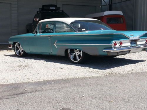 1960 CHEVROLET BEL AIR 2 DOOR, image 2