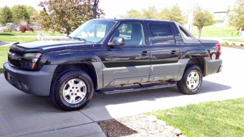 2002 black chevy avalanche