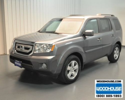 Ex 3.5l 4x4 tow hitch 4wd 3rd row seat one owner alloy wheels low miles