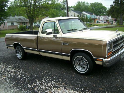 1988 dodge d150 base standard cab pickup 2-door 5.2l