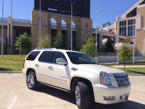 2010 cadillac escalade platinum sport utility 4-door 6.2l loaded diamond white