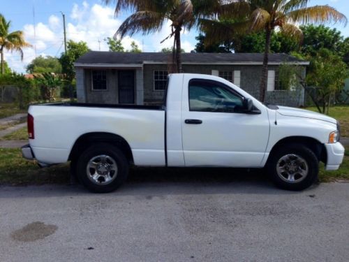 2003 dodge ram 1500 2dr