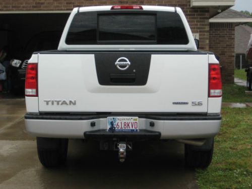 2010 Nissan Titan XE Crew Cab Pickup 4-Door 5.6L, image 6