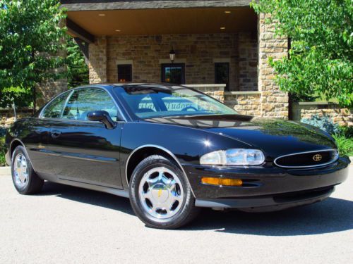1998 buick riviera, only 19,834 miles, pristine, supercharged, greg norman demo
