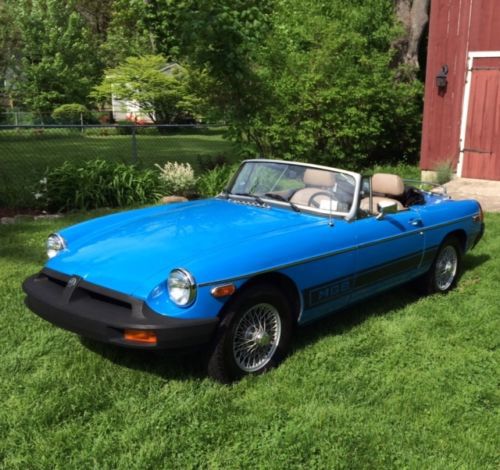 1978 mgb convertible in excelled condition with 25,000 miles