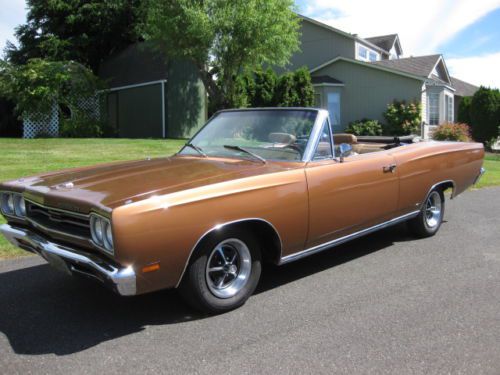 1969 satellite convertible ,383  a true survivor 93,022 orig miles ,pristine !