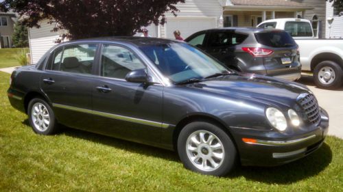 2004 kia amanti sedan 4-door 3.5l