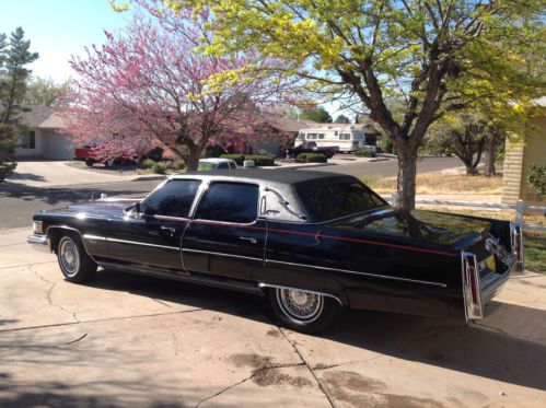 1975 cadillac fleetwood brougham d&#039;elegance - black