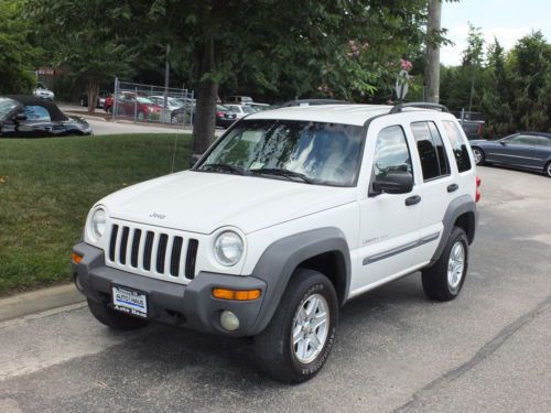 2002 jeep liberty sport 4x4 - looks/runs/drives nice!  one owner!  no reserve!