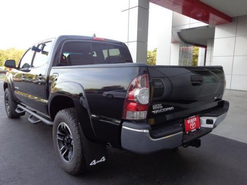 2014 toyota tacoma base