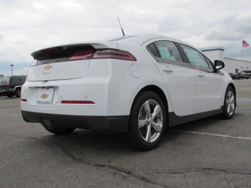 2014 chevrolet volt base