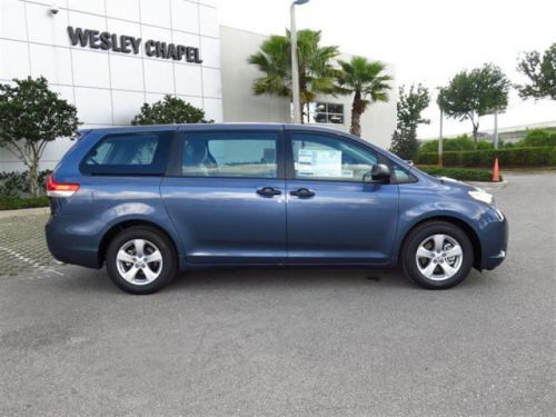 2014 toyota sienna l