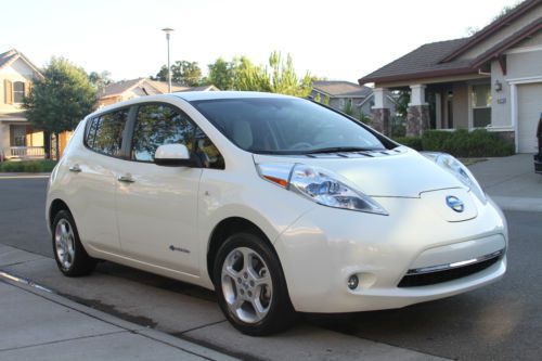 2011 nissan leaf sl electric